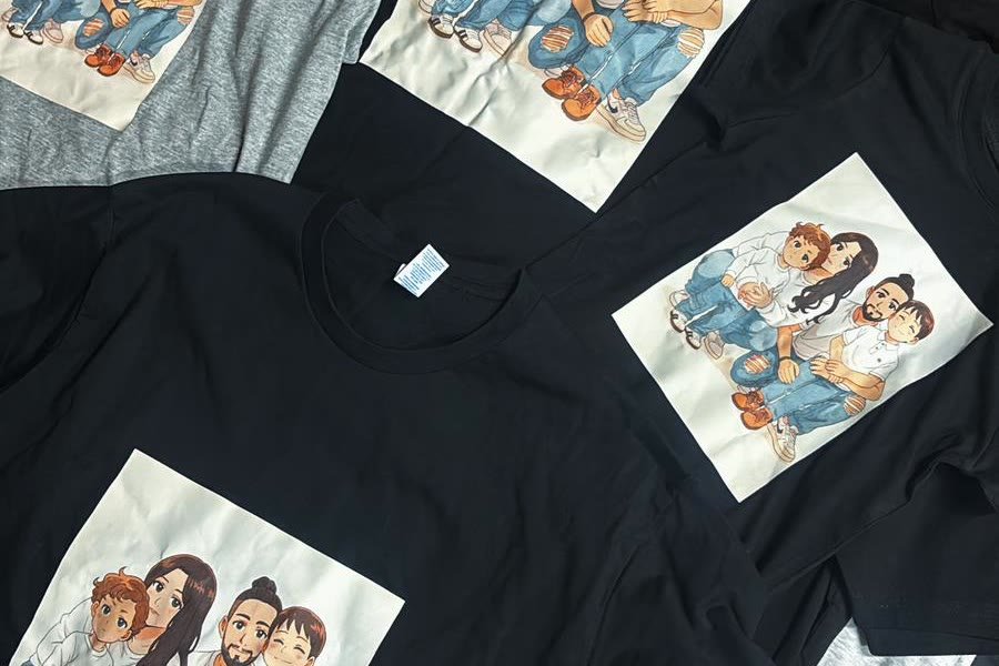 T-shirts personnalisés famille avec illustration anime imprimée en DTF — cadeau personnalisé, NVNC Atelier Sierre